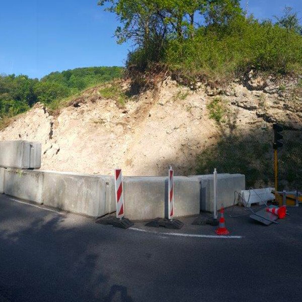 éboulement affectant la RD12 (G5)