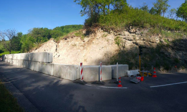 éboulement affectant la RD12 (G5)