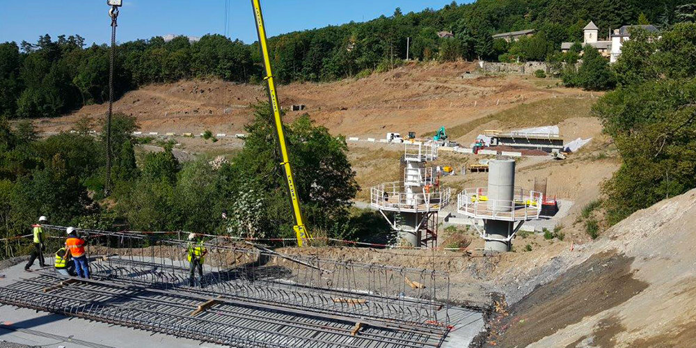 étude d’exécution des terrassements, soutènements et fondations pour la construction du Viaduc de Bonne dans le cadre de la Rocade de Gap (G3).
