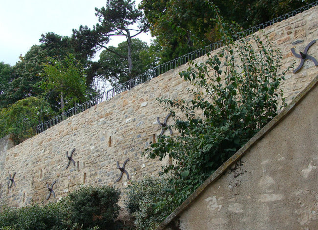 réaménagements du Jardin du Rosaire