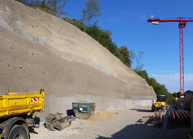 confortement d’un talus Boulevard Périphérique Nord de Lyon