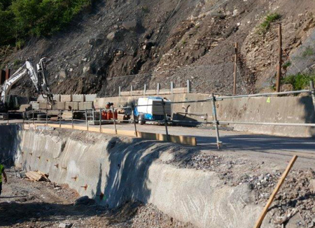 travaux de stabilisation et de franchissement de la ravine sur la RD328